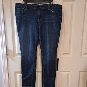 Liz Claiborne Women's Deep Indigo Skinny  City Jeans